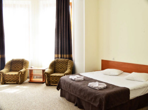 Гранд Астория