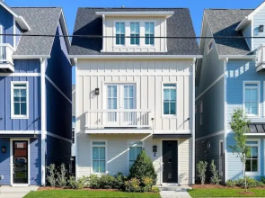 Stylish Retreat Near Germantown