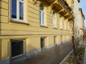 Vienna Vintage Apartment