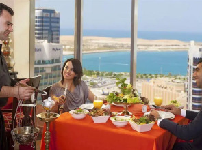 Swiss Hotel Corniche