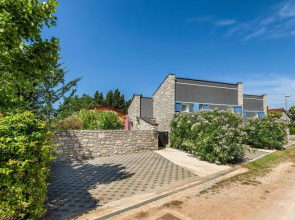 Amazing Home in Fazana With 2 Bedrooms, Wifi and Outdoor Swimming Pool