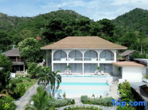 Le La Lake Resort and Spa