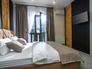 Greitser Elit Chalet