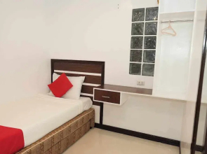 Ecoland 88 Apartelle and Suite near SM Davao