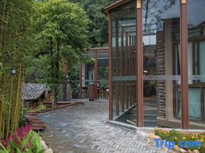 Huaxili Hostel