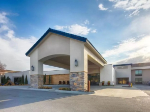 Ramada Plaza by Wyndham Omaha