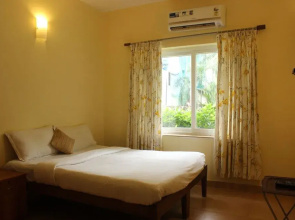 OYO 6234 1 BHK near Club Cubana