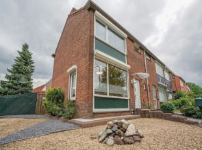 Stay With Garden, Limburg