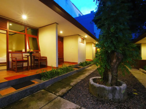 Yulia Beach Inn Kuta