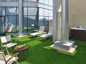 Mövenpick Hotel Apartments Downtown Dubai