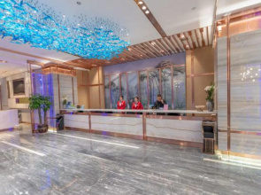 Zhong Rui Hotel