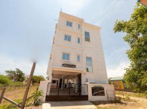 Haleemas Residency