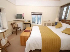 Harbour View Hotel