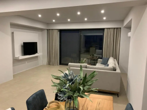 Central Urban Luxury Sea View Apt Since 2009