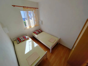 Close to Center Apartment Poly 2 D