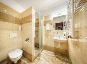 Hotel Golden City Garni