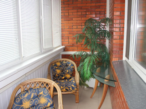Lesi Ukrainki 5/18 Apartment