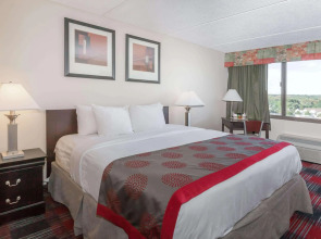 Ramada Plaza by Wyndham Albany