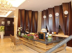Rich Hotel