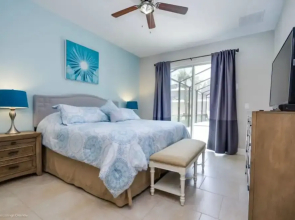 Ultimate 6 Bedroom 5 Bathroom Solterra Resort Home