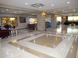 Tella Hotel