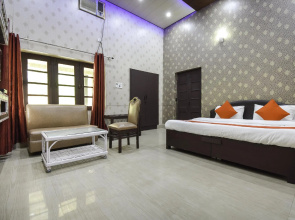 OYO 75830 Hotel Rajpur Resort