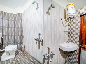 SPOT ON 83320 Hotel Convivial Stay