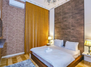Super Deluxe Apartment on Nizami Street
