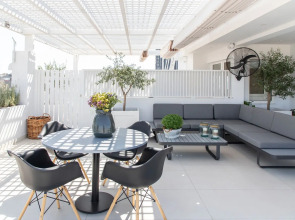 Gallery Suites & Residences, Piraeus