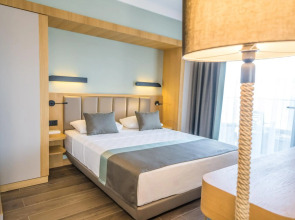 Premier Nergis Beach