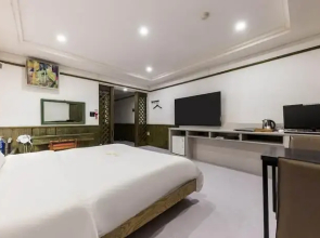 Cheongju Beukmeunro Toronto Hotel