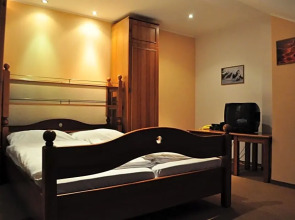 Hotel Mladosť