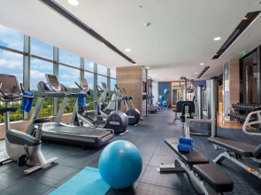DoubleTree by Hilton Guangzhou Science City-Free Shuttle Bus Service During Canton Fair Period