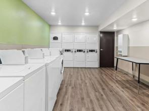 Woodspring Suites Waco South