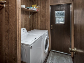 Buckhorn Cabin - Three Bedroom Cabin