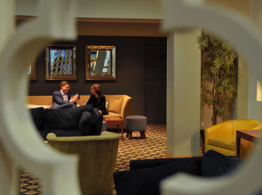 Antoinette Hotel Wimbledon