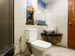 OYO 458 Nakorn Siam Boutique