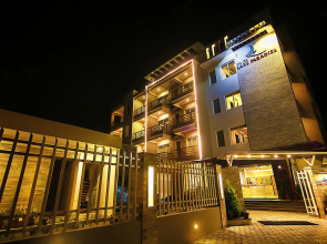 Hotel Lake Paradise