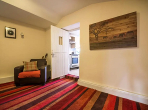 Manorbier Castle Inn Sunset Room