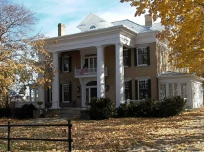 Trinkle Mansion Bed & Breakfast