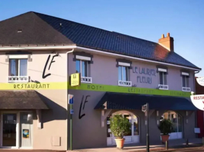 Logis Hotel Restaurant Le Laurier Fleuri