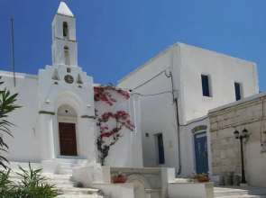 Amberi Tinos in Panormos