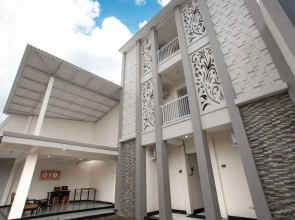 Oyo 1182 Shevin Guest House Syariah