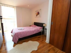 Media City LOWRY Apartment 4 Guests 2 Bed