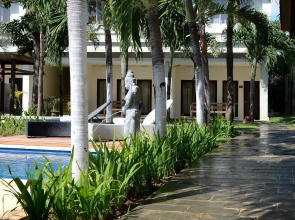 Bali Breezz Hotel