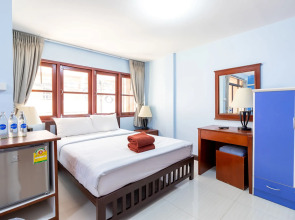 Thipurai Annex Hotel