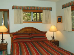 RedAwning Cabin #10B Eagles Nest