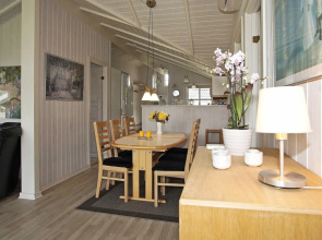 Luring Holiday Home in Hemmet With Whirlpool
