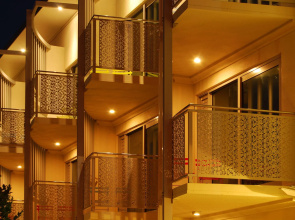 Navigate Seaside Hotel