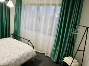 Qing Apartment Family Theatre